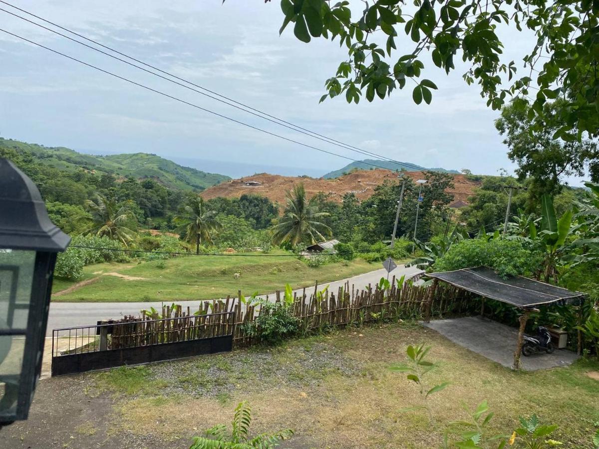 The Hill View Lombok 호텔 Kuta  외부 사진